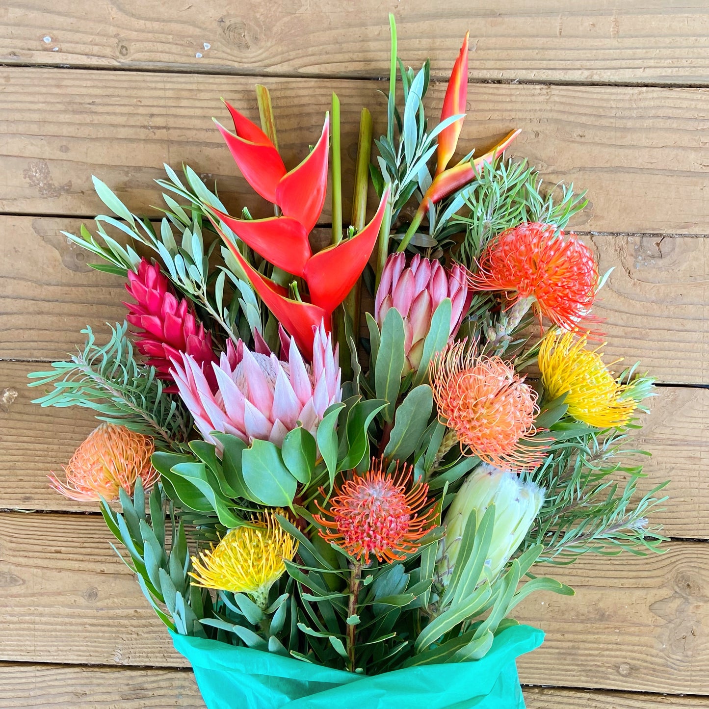 12 Long Stem Farmer’s Choice Gift Box