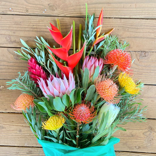 12 Long Stem Farmer’s Choice Gift Box