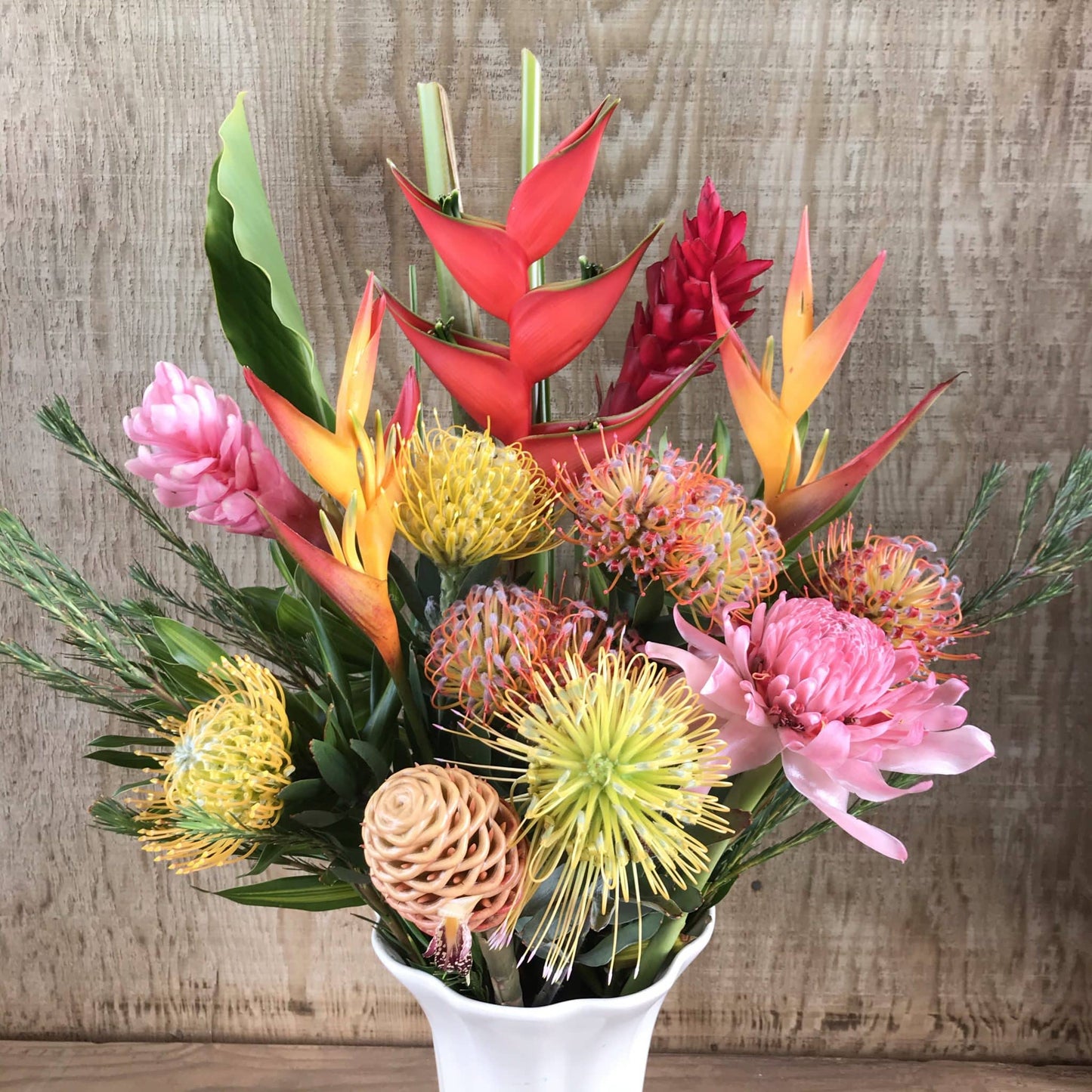 12 Long Stem Farmer’s Choice Gift Box