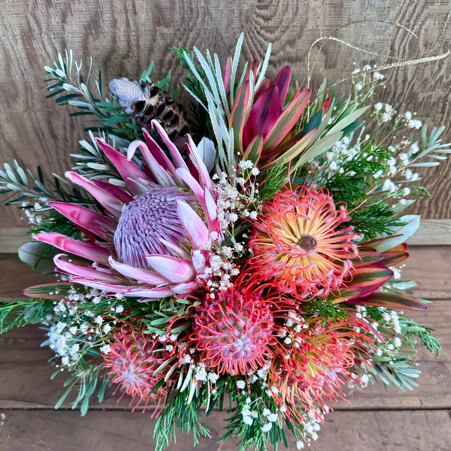 Holiday Sparkle Arrangement