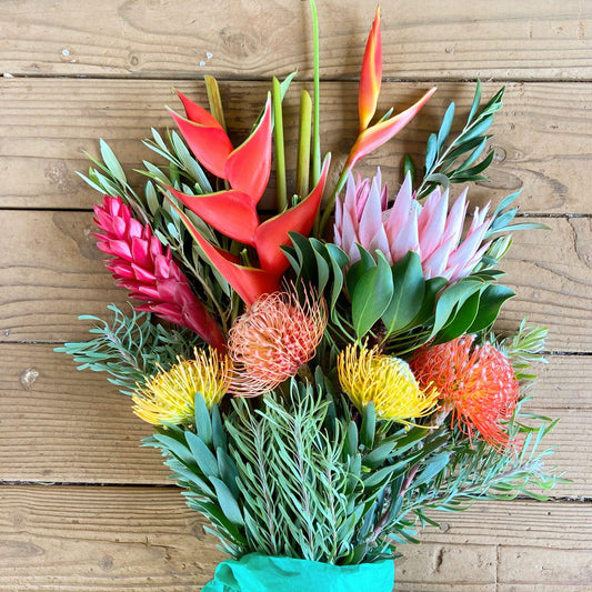 8 Long Stem Farmer’s Choice Gift Box