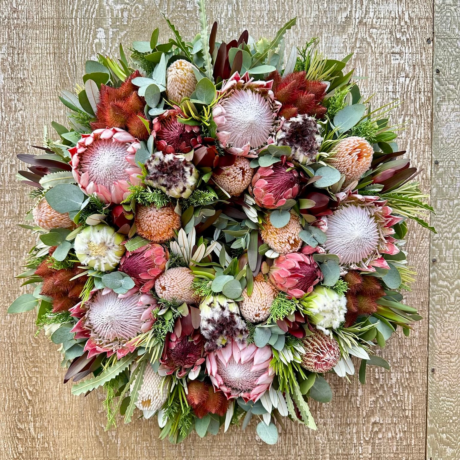Signature Grand Protea Wreath – Anuhea Flowers